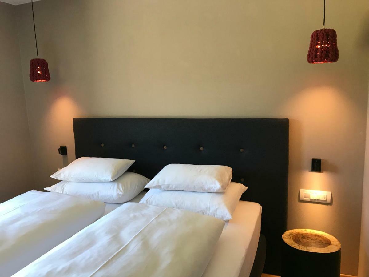 Klein Fein Hotel Zum Graf Planca di Sopra Exterior foto